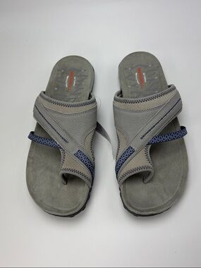 Merrell Gray Sleet Terran Thong Sandals - size 11 NEW